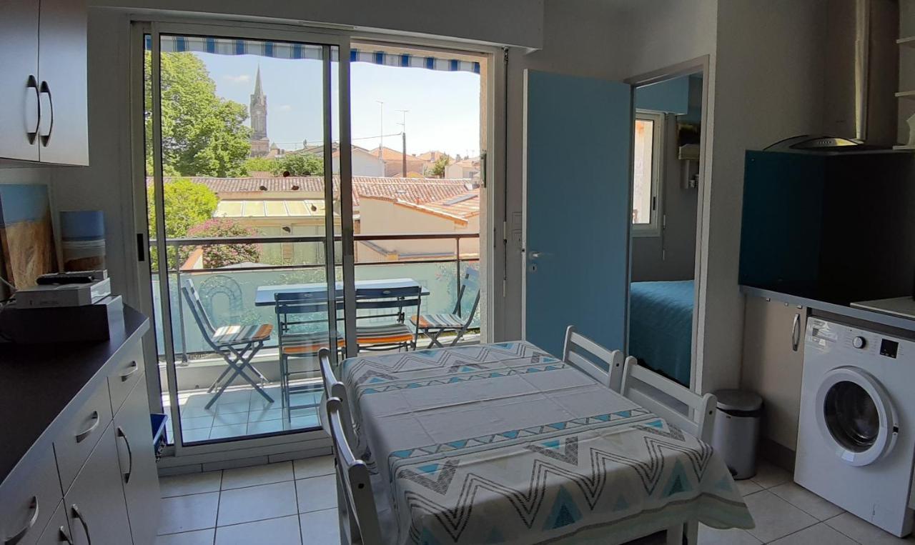 Appartement 2 min à pied de la mer et du centre ville Saint-Georges-de-Didonne Esterno foto